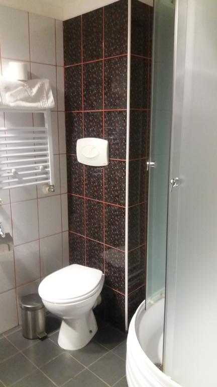 Hotel Zada Предял Экстерьер фото